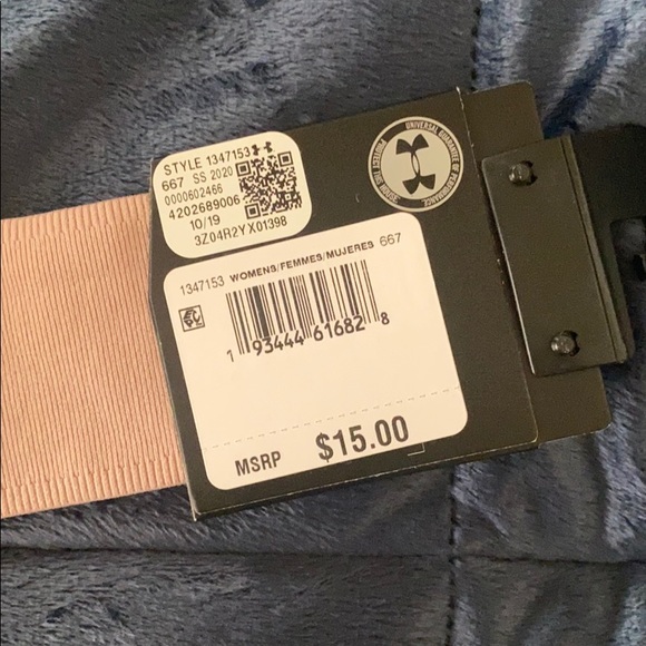 BNWT Under Armour women headband mauve in color - Picture 3 of 3